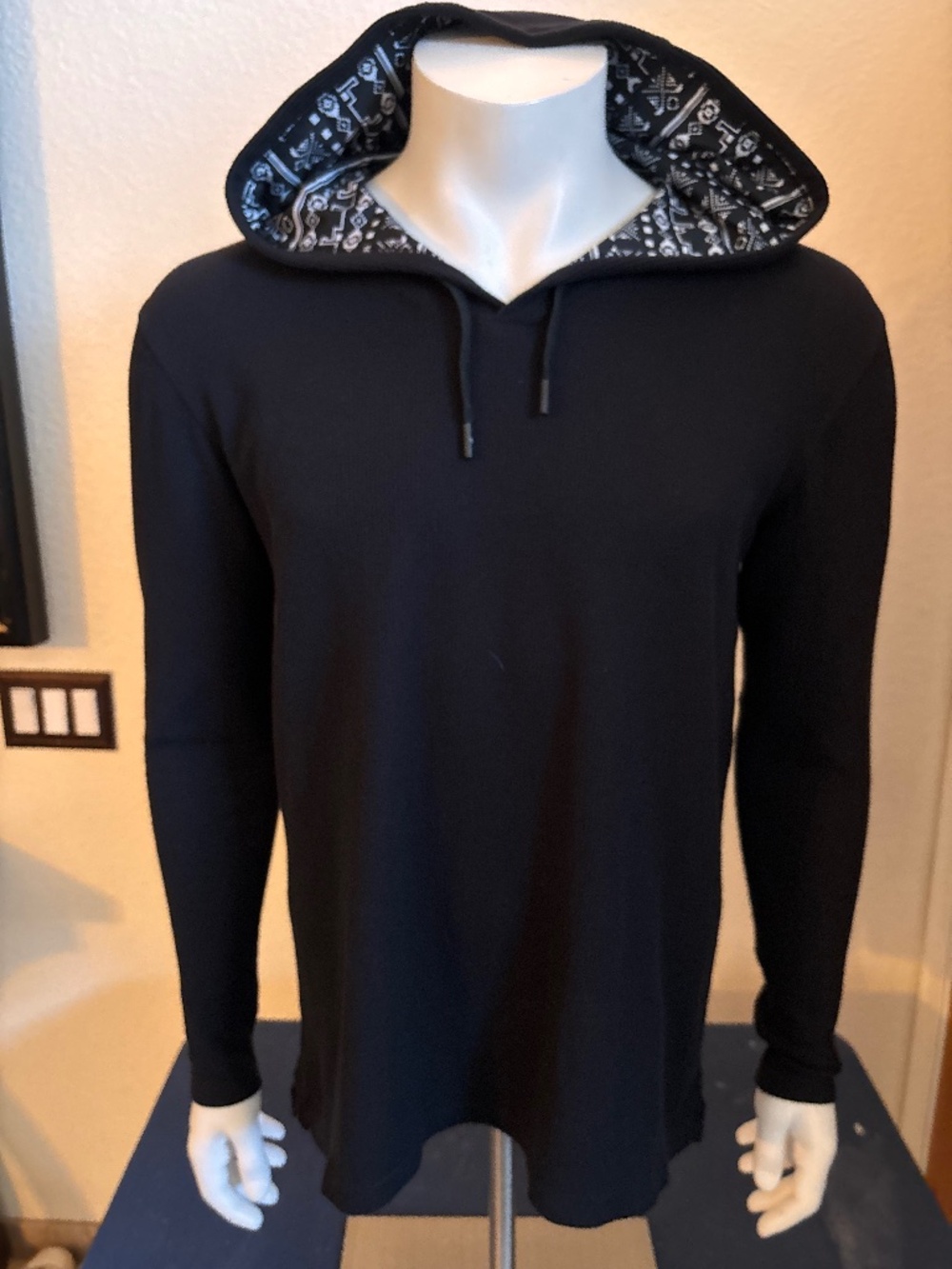 Nice mens medium d.hudson tribal waffle knit hoodie